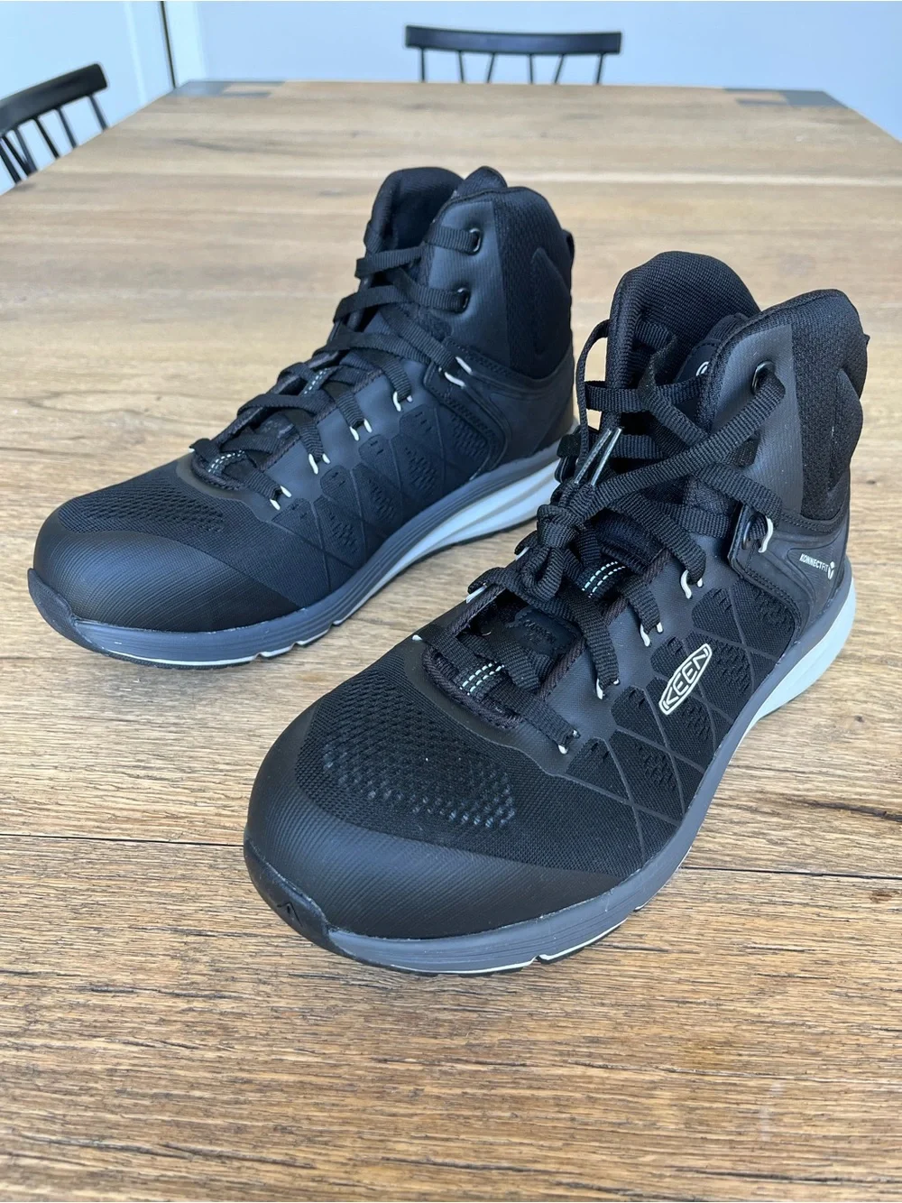 Size 10.5 Men’s Keen Utility Vista Energy Mid ESD CT Black Synthetic Work Boots - Picture 2 of 6